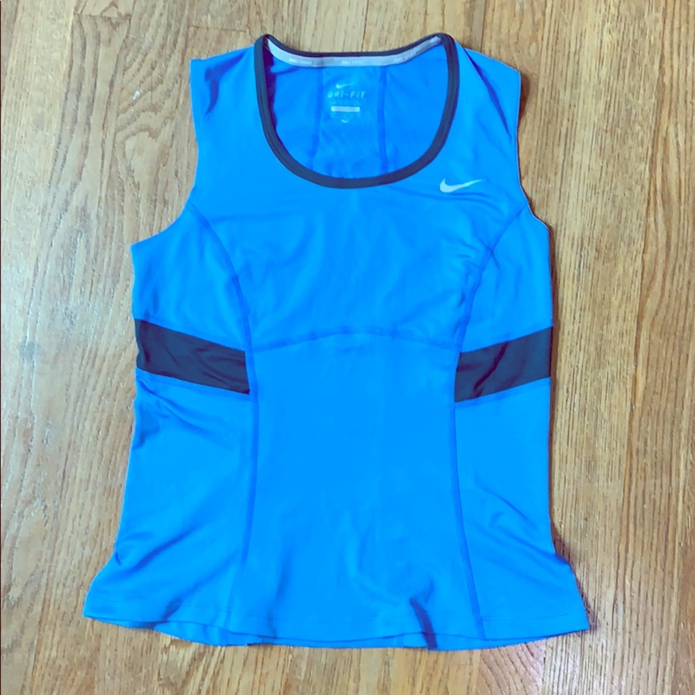 Nike Active Top